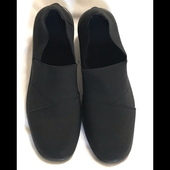 Easy Street light weight and flexible 9 1/2 - Picture 2 of 9